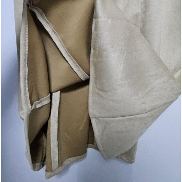 Elie Tahari Midi Length Faux Suede Skirt Paneled Camel Colorway Sz L | 32 Waist - Picture 6 of 9
